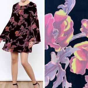 Loveriche Black Velvet Floral Flare Sleeve Mini Dress Sz M